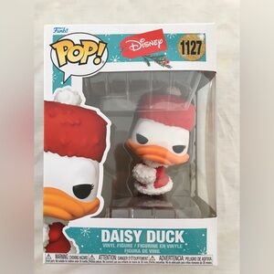 Disney Daisy Duck Holiday Funko Pop! #1127 NWT